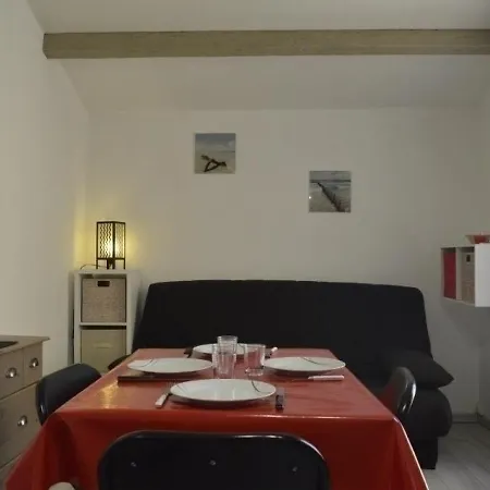 Cap D'agde, 1 Piece, 4 Personnes - Fr-1-249-287 Apartment *